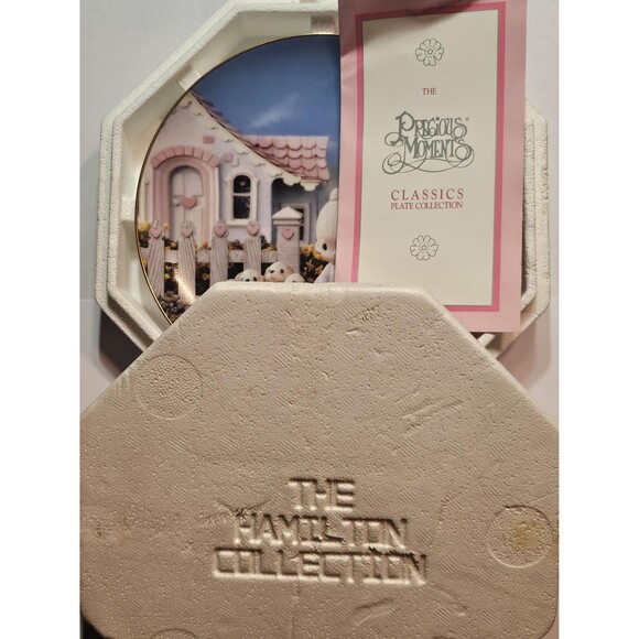 Vintage Collectible Precious Moments Plate Decorative Classic Home Decor - Picture 3 of 4